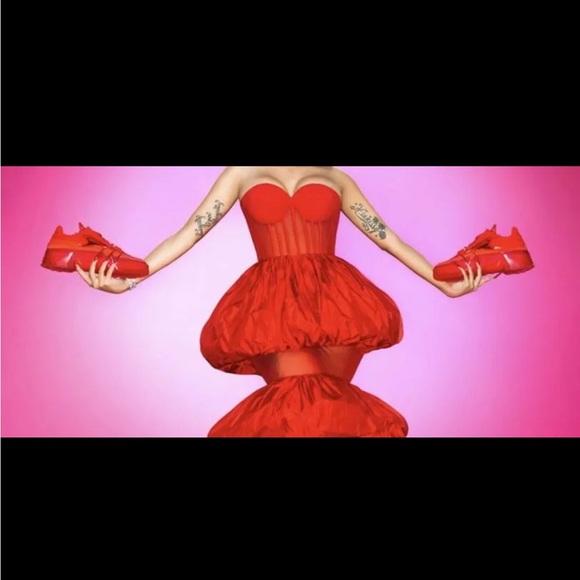 LIMITED EDITION Reebok Club C Cardi B INSTINCT RED Lifestyle Sneakers - Picture 4 of 12